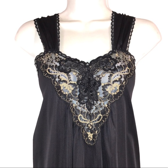Vintage 1970s Black with Lace Nightgown - Picture 3 of 10